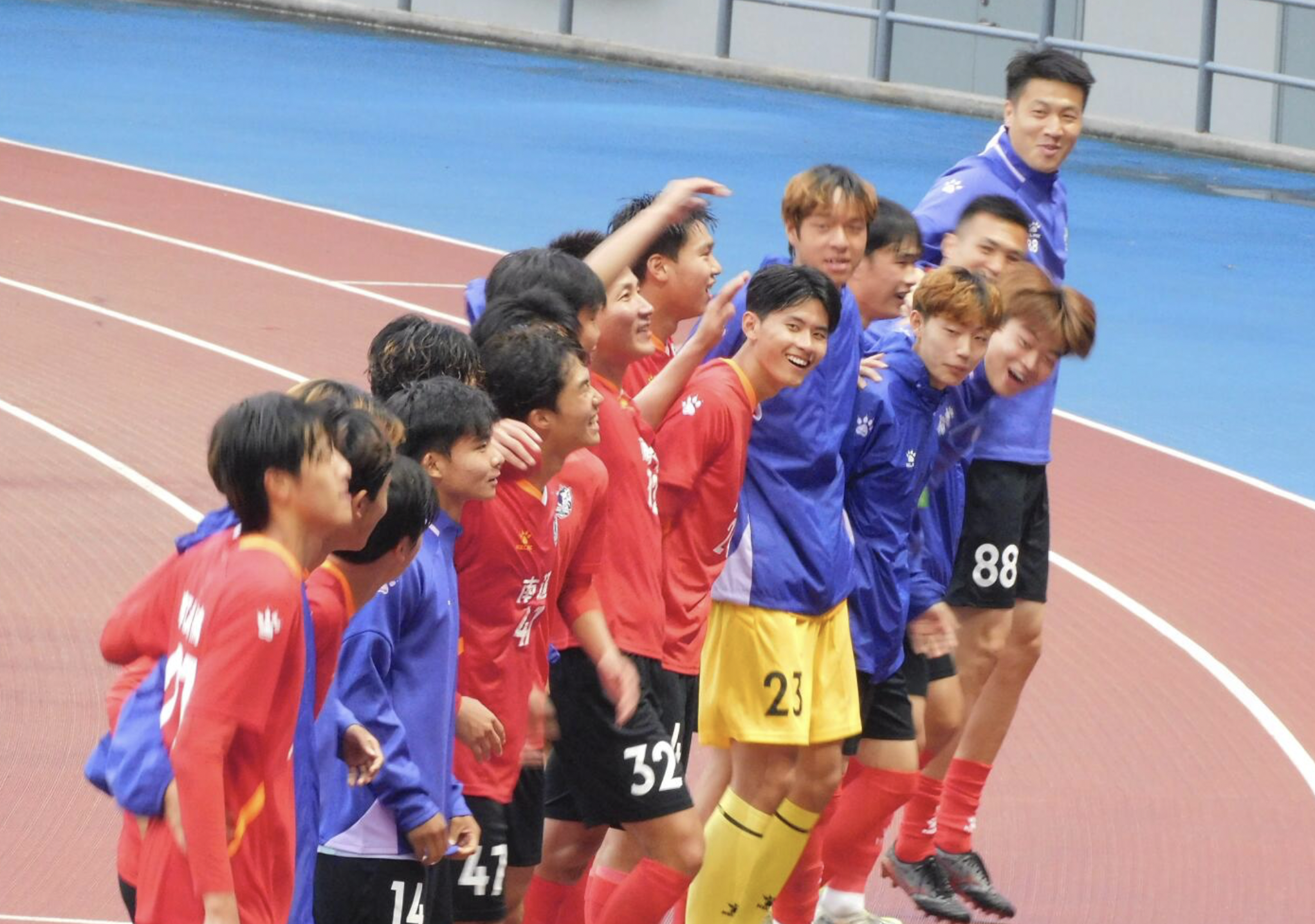 RADII looks at China's amateur football or soccer league while national team fails.
