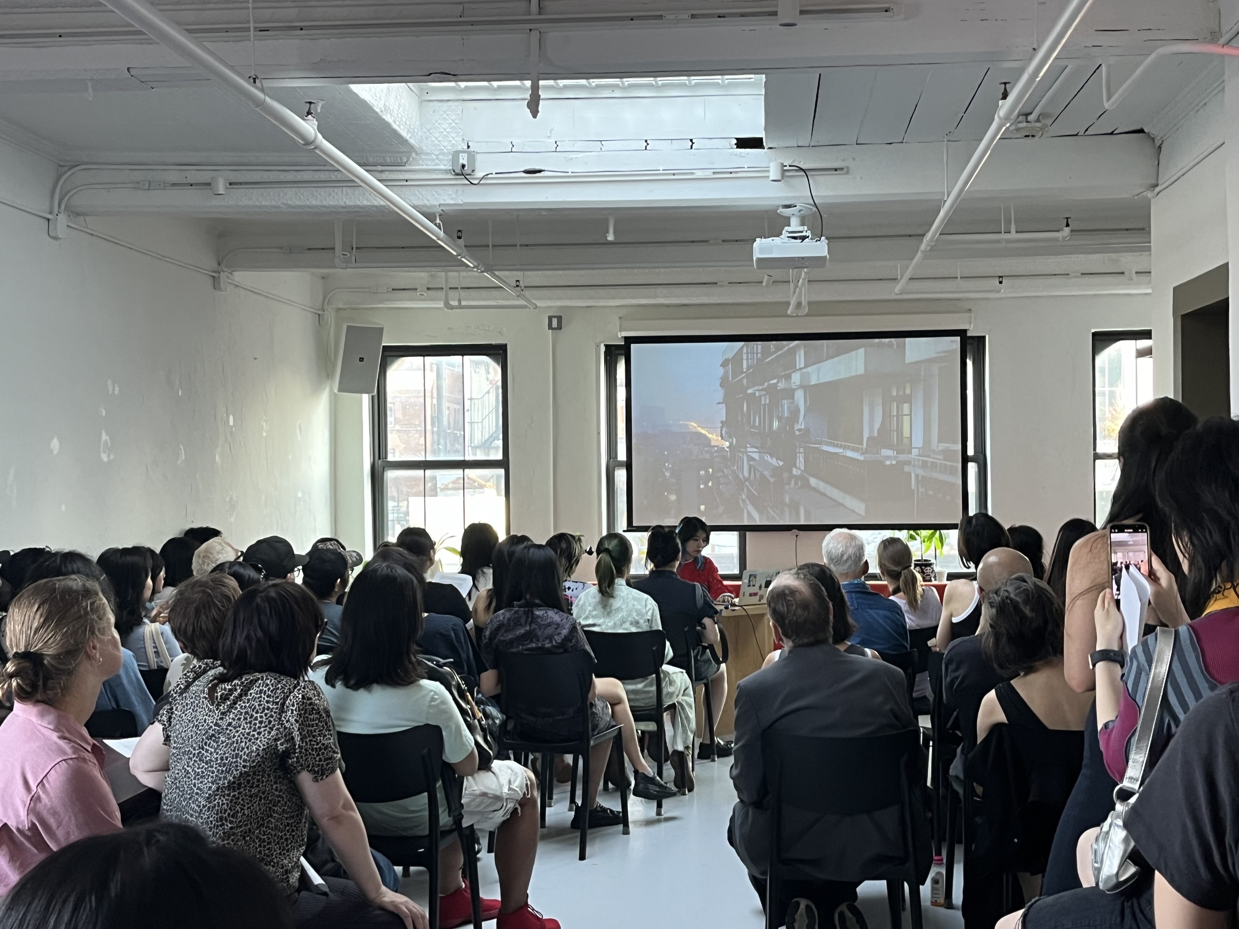 RADII visits Accent Sisters diaspora dialect corner in NYC exploring the Hubei dialect.