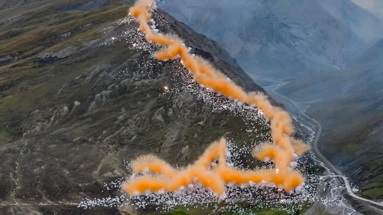 RADII examines the recent Tibet Himalayan mountain fireworks "Rising Dragon" campaign with Arc'teryx and artist Cai Guo-Qiang.