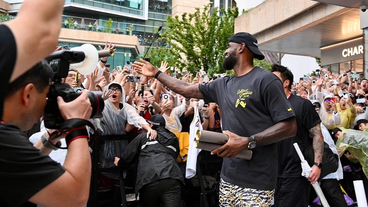RADII highlights LeBron James' basketball Op-Ed for People's Daily newspaper in China.