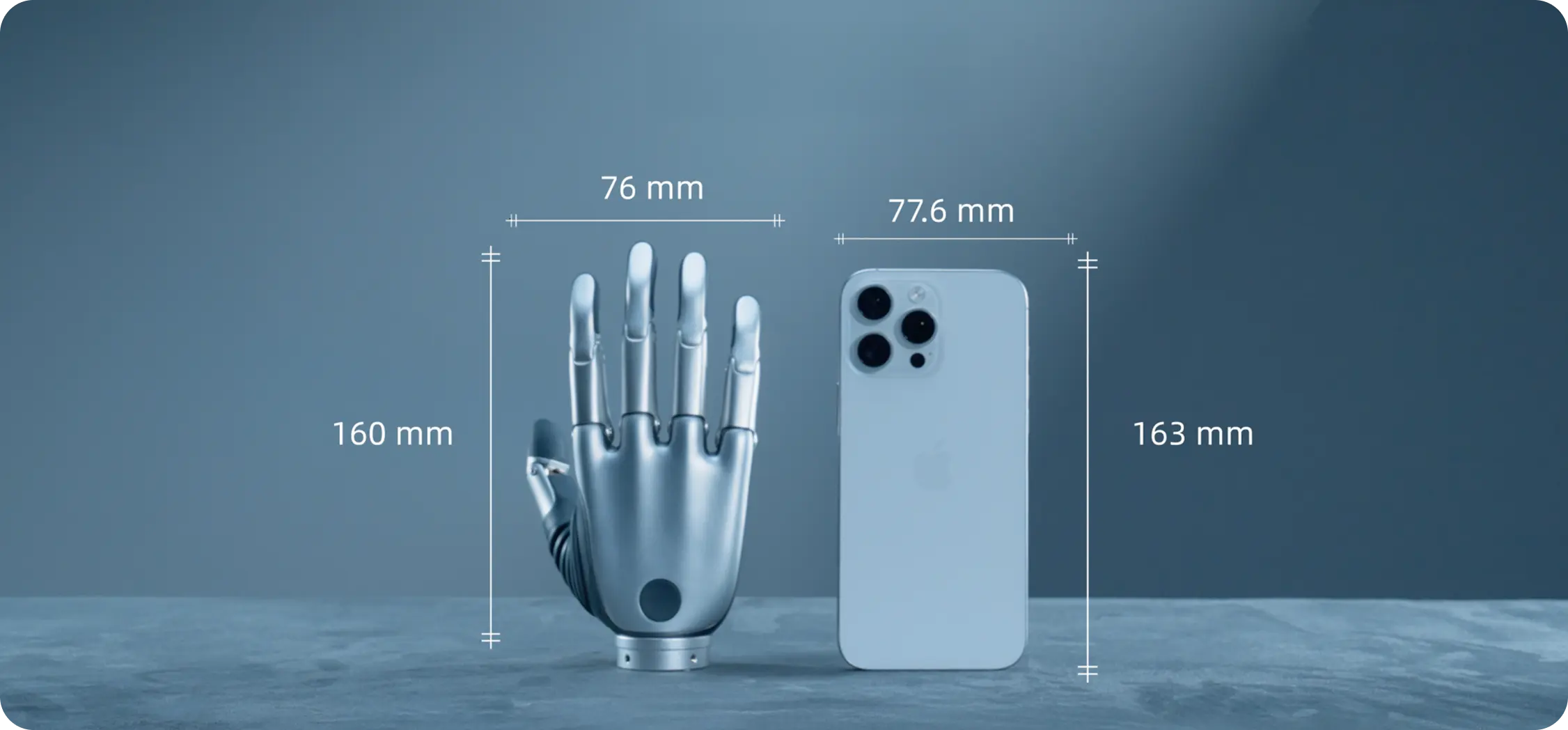 BrainCo's bionic hand is really light and small, approximately at the size of an iPhone. Photo via BrainCo.