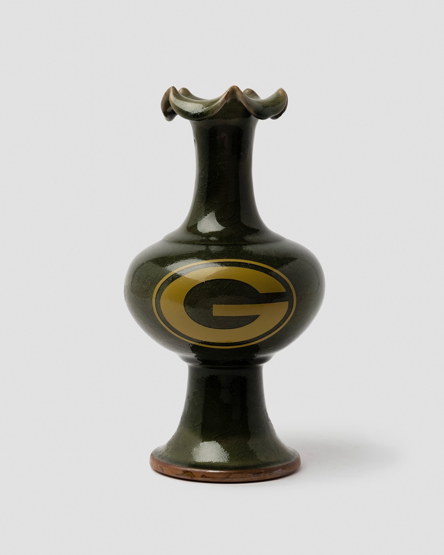 RADII talks about Australian-chinese artist Leon Zhan and his iconic sports logos meets traditional Chinese porcelain vase series.