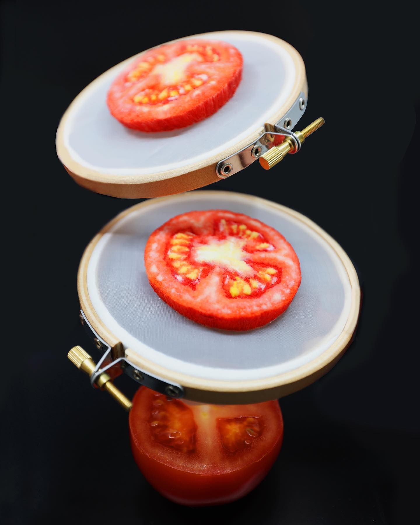 RADII highlights Yunnan, China 3D embroidery sculpture artist Liu Youmeng.