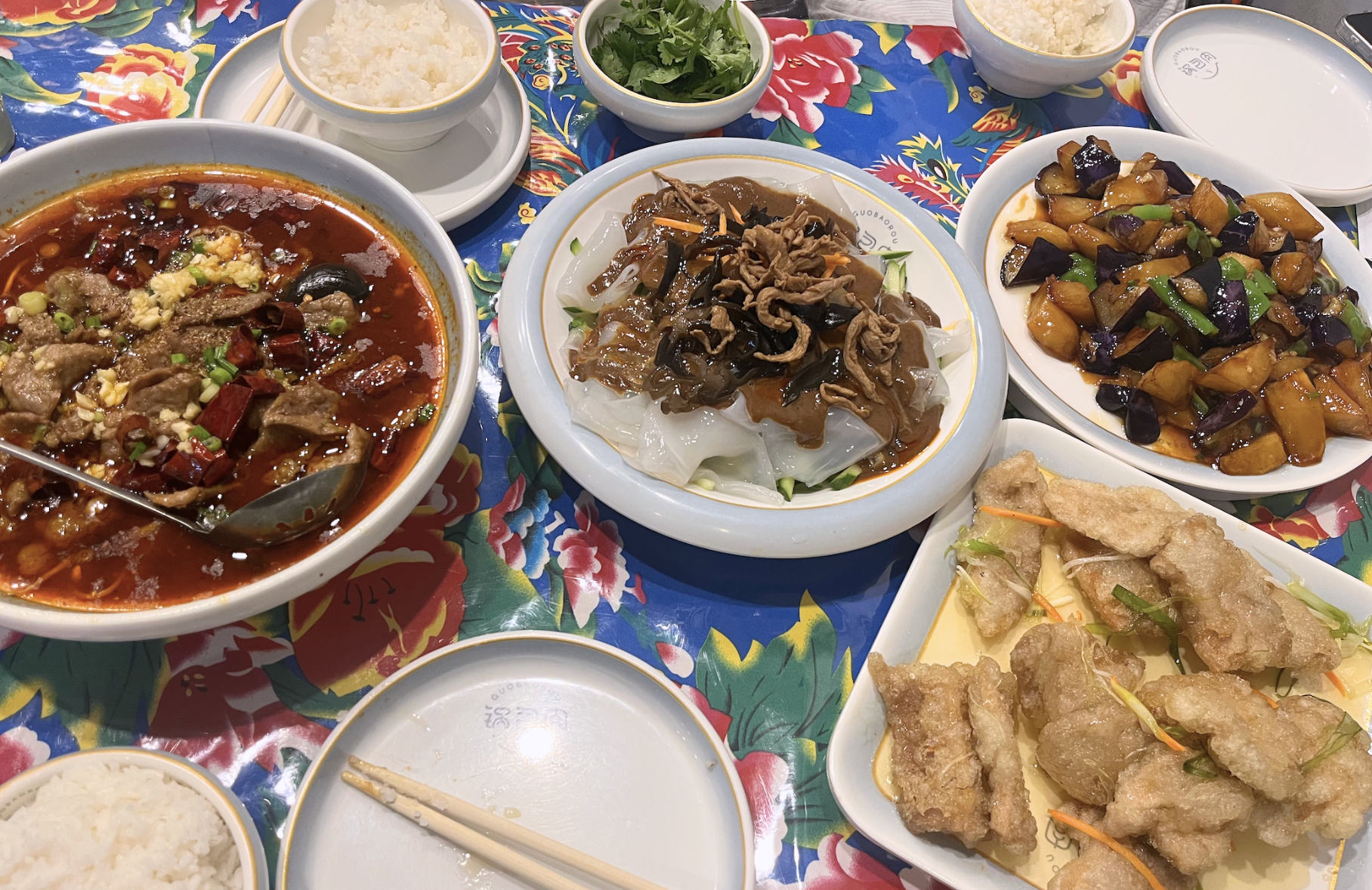 Come with RADII on a food tour of the Flushing Chinatown of New York City, here are the must visit restaurants and tea shops.