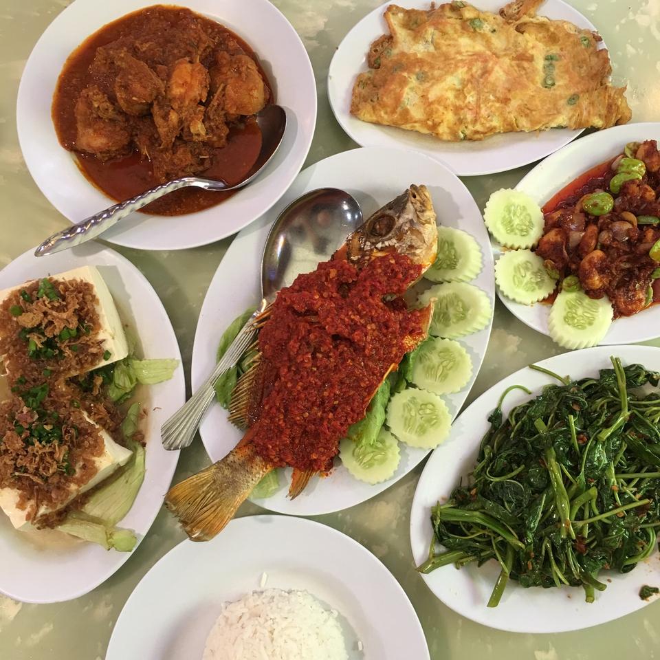 RADII lists 7 of the best nyonya restaurants throughout Malaysia for its food & drinks month.