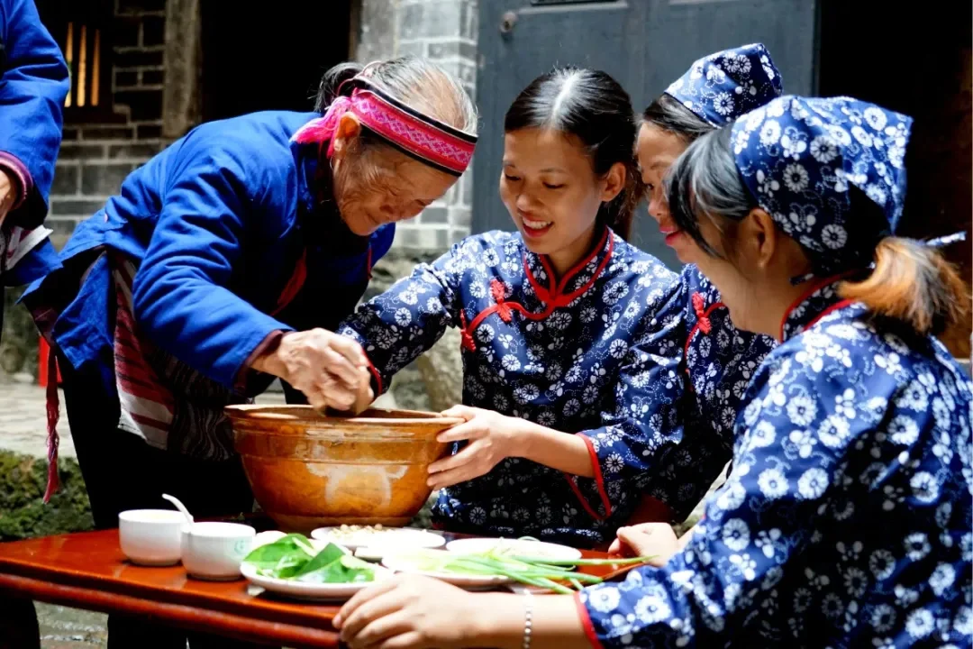 RADII's Jia Yun Yan offers a Viewpoints Op-Ed on Hakka food focusing on Thunder Rice Tea.