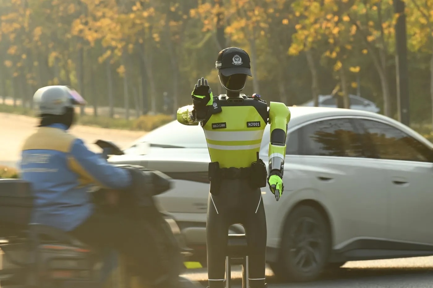 RADII talks tech with Hangzhou's first ever traffic-control robot called Hangxing No. 1.