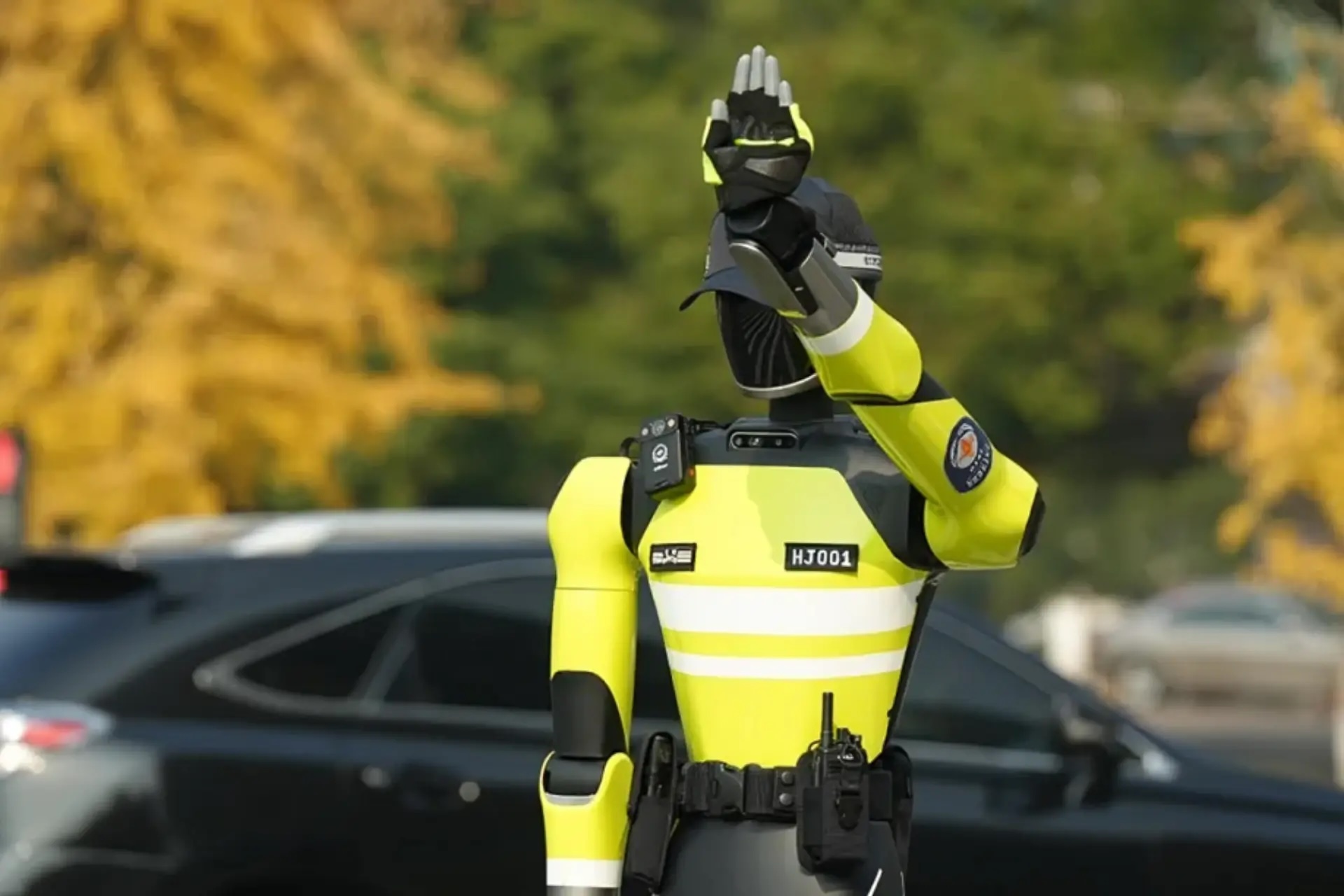 RADII talks tech with Hangzhou's first ever traffic-control robot called Hangxin No. 1.
