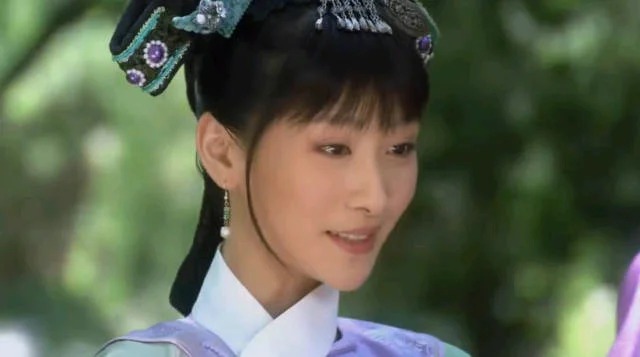 Annotated character image of An Lingrong from Empresses in the Palace, with labels indicating different brain regions and their supposed levels of development.