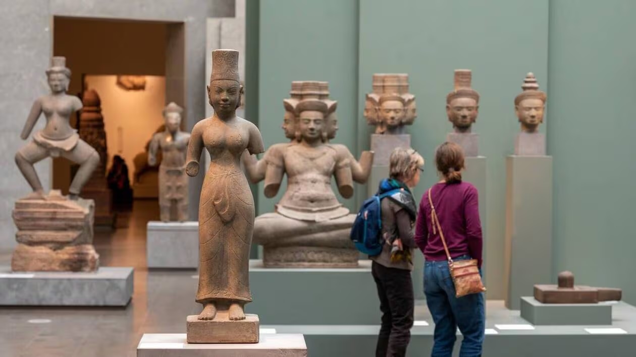RADII highlights how Musee Guimet in France has vowed to return any stolen Chinese artifacts back to China within 24-hours.