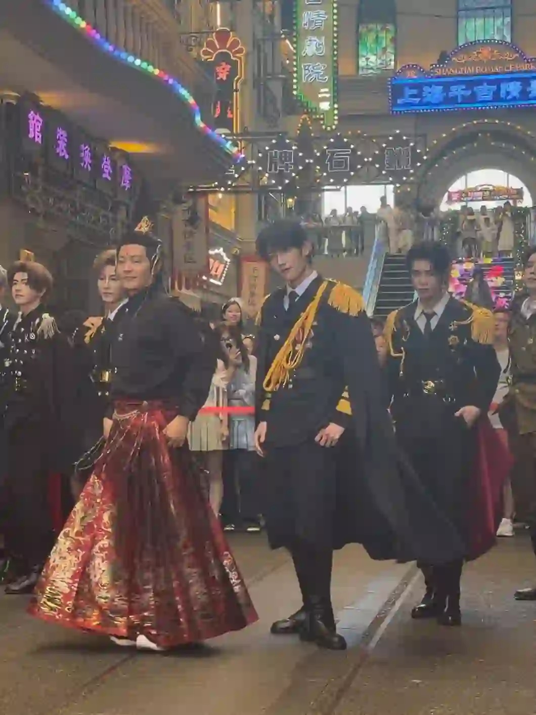 RADII highlights how Chinese celebrities are now taking on jobs as NPCs at theme parks for a different way of connecting with their audience.