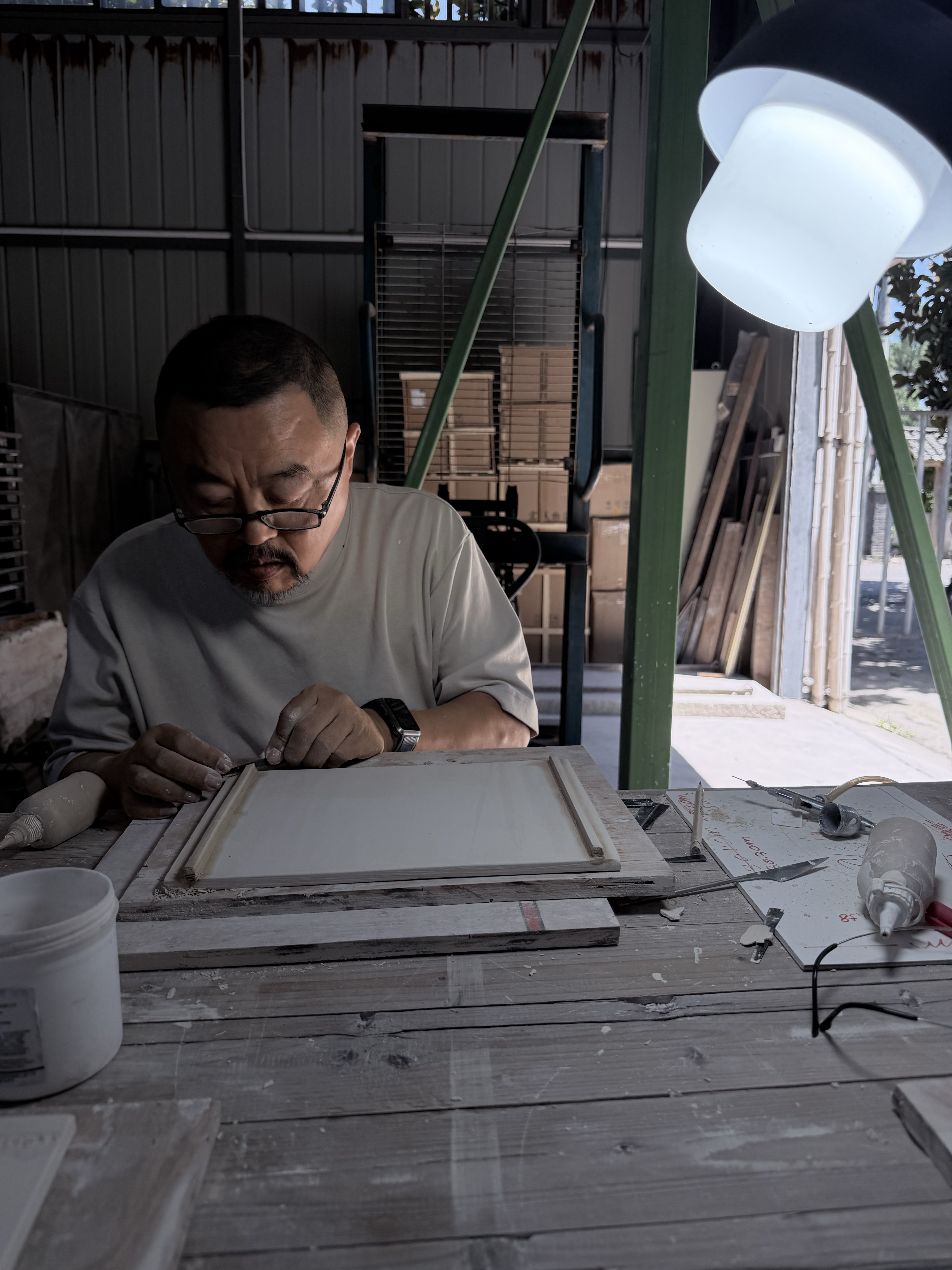 RADII features french quiet luxury brand LEMAIRE's Fall/Winter 2026 campaign and 'Gathering Plates' collaboration with photographer and painter AiHeMei (Xu Jing) and ceramic artist Li Qing.