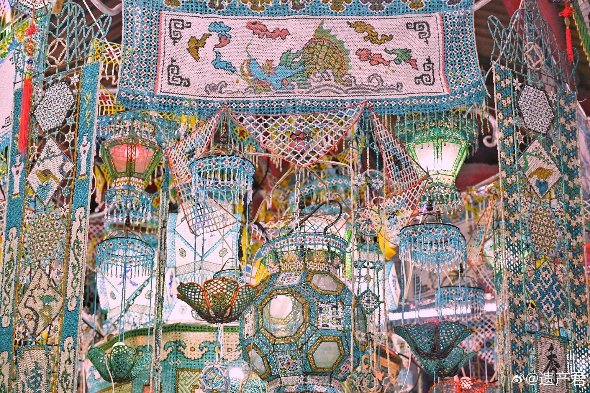 RADII talks about the 300-year-old craft of beaded lanterns from the Qing Dynasty that looks like a cyberpunk scene from Blade Runner.